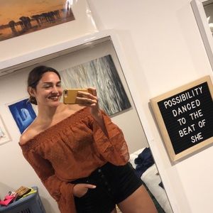 Meet your Posher, Hannah